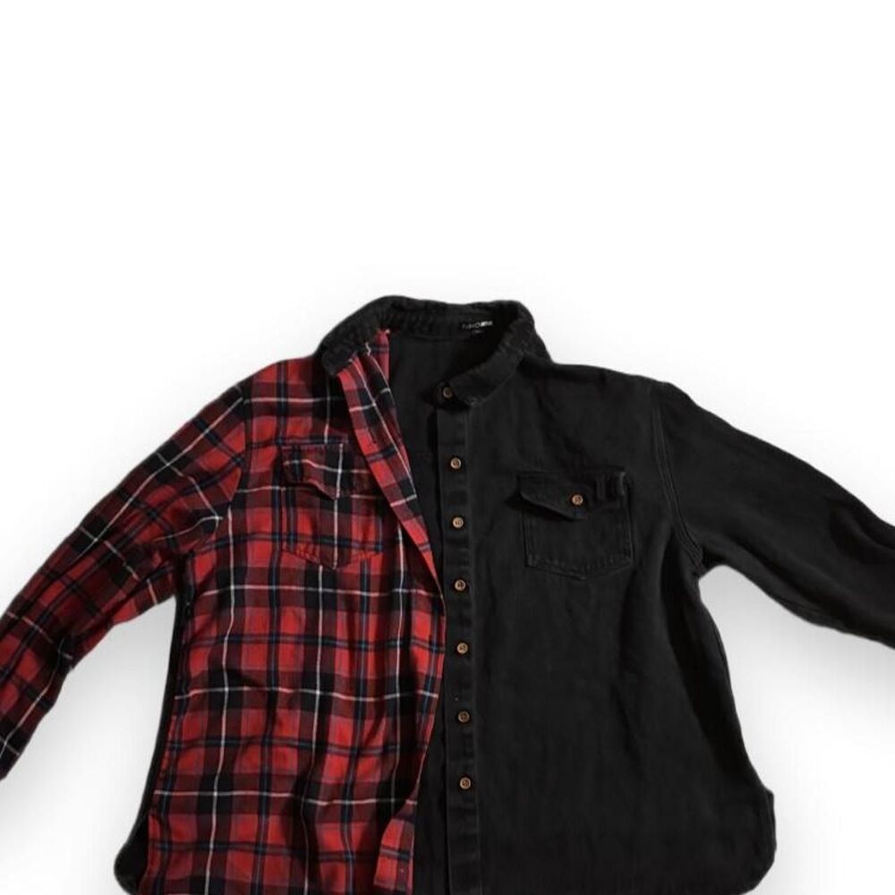 Fashion-nova Women's 1/2 Black and 1/2 Red Plaid Button Down Shirt